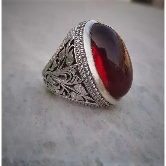 Ruby Yaqoot Silver Ring